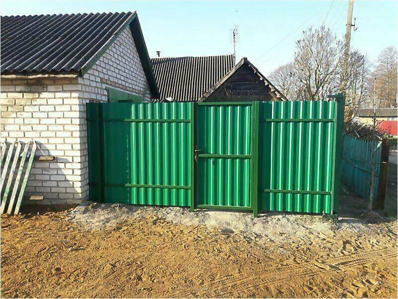 Забор, ворота, калитка из зеленого профлиста 150м фото 1 в Тобольске
