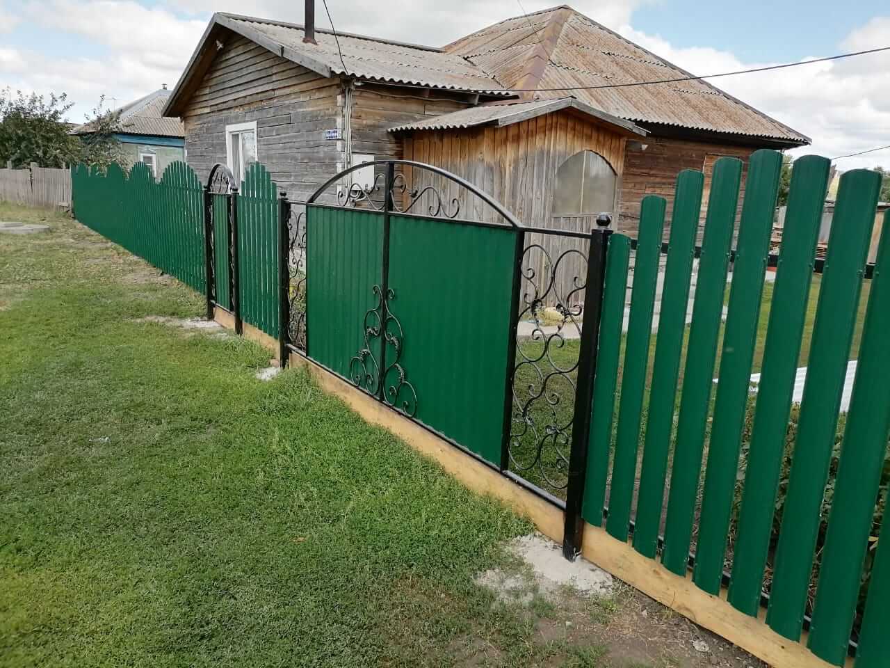 забор из штакетника Зеленый Мох фото3 в Тобольске