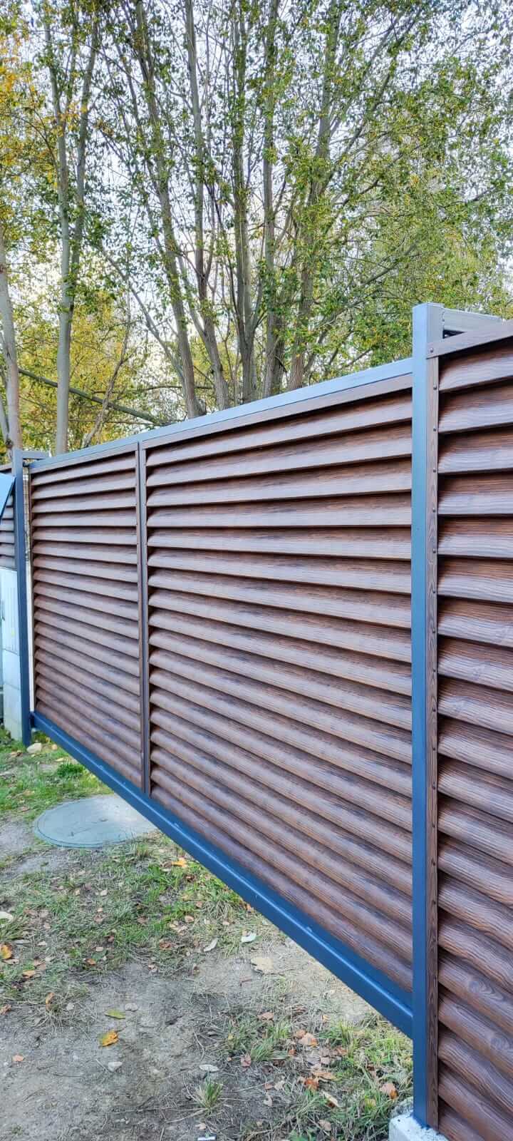 забор-жалюзи с ламелями еврожалюзи printech каштан фото3 в Тобольске