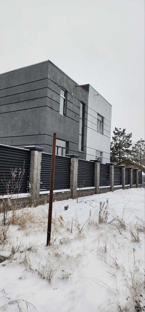 Забор-жалюзи из ламелей ЭКО-Z 66м RAL9005/9005 Черный двусторонний МАТТЕ фото 1 в Тобольске