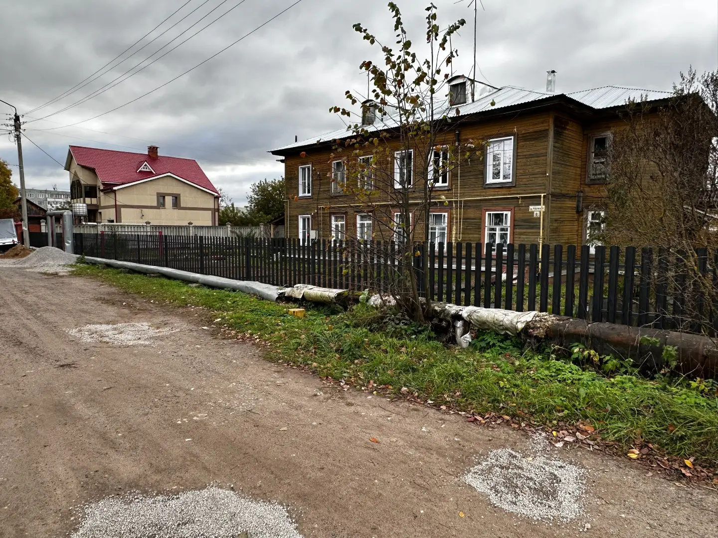 Забор из евроштакетника 63м Черное Дерево 3D Принтек фото 2 в Тобольске