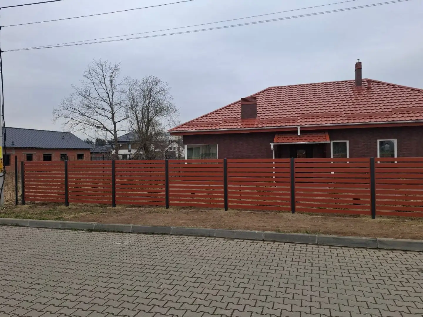 Забор-ранчо из металлопланкена 18м RAL8004 Терракотовый фото 3 в Тобольске